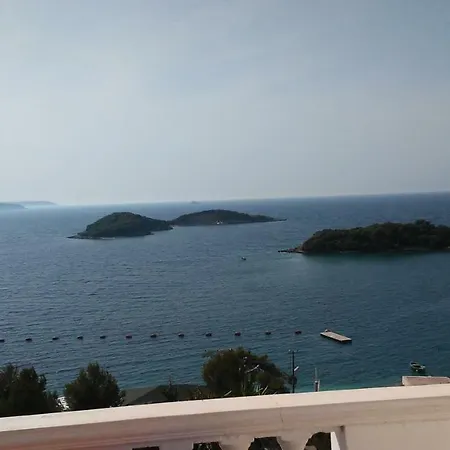 Hotel Majestic Ksamil