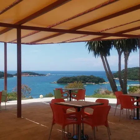 Majestic 4* Ksamil